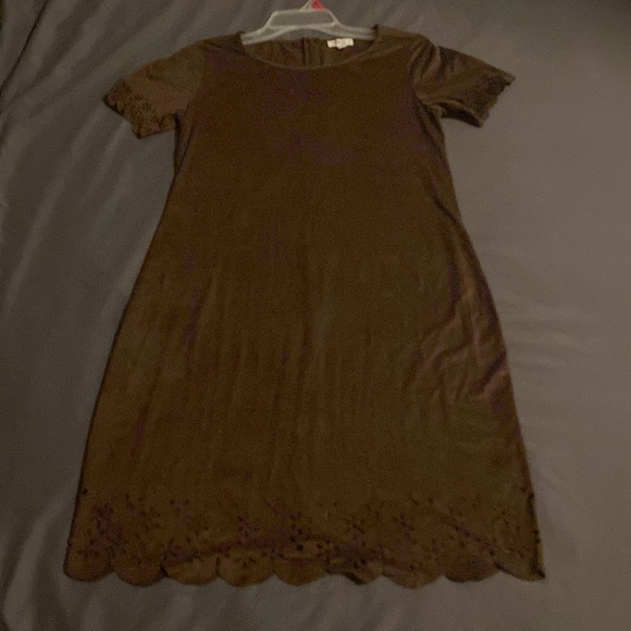 C brand Solid Brown Suede-Like Stretchy Short-Sleeved Dress with Flowery Trim - Picture 6 of 16